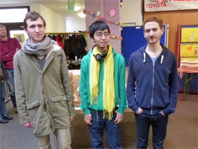 Die Sieger des 16. Erdinger Go-Turniers: Viktor Lin (Mitte), Jonas Welticke (links) und Lothar Spiegel
